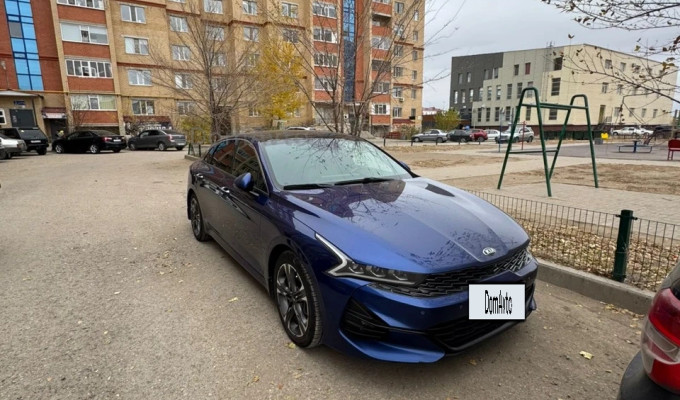 Kia K5 2021 года