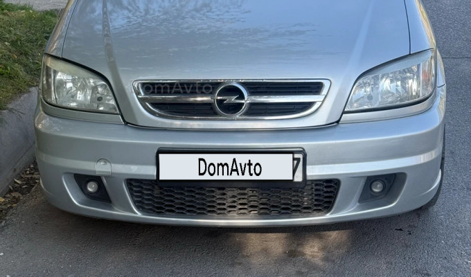 Opel Zafira 2005 года