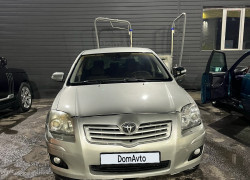 Toyota Avensis 2006 года