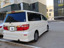 Toyota Alphard 2005 года