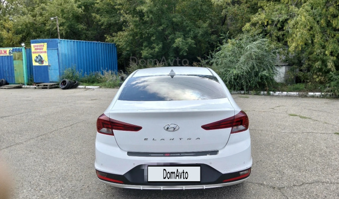 Hyundai Elantra 2019 года
