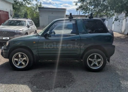 Toyota RAV4 1995 года