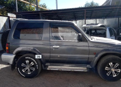 Mitsubishi Pajero 1991 года