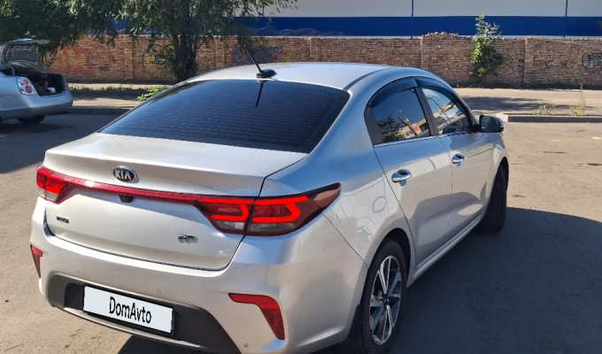 Kia Rio 2018 года