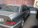 Mercedes-Benz E-Класс 1993 года