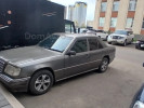 Mercedes-Benz E-Класс 1993 года