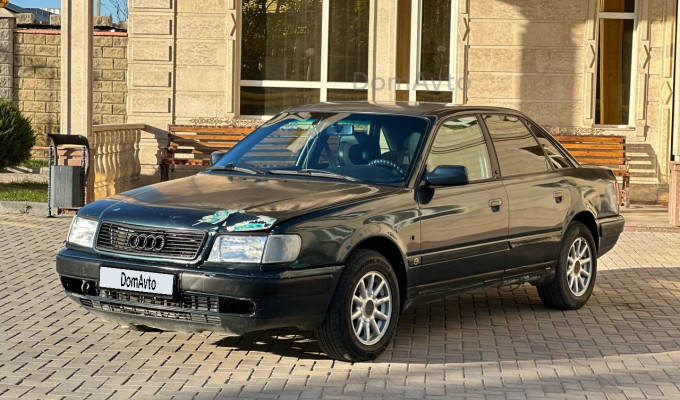 Audi 100 1993 года