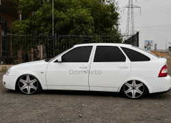 ВАЗ (Lada) Priora 2013 года