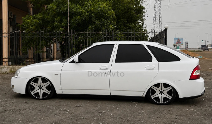 ВАЗ (Lada) Priora 2013 года
