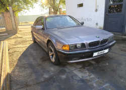 BMW 7 серия 1995 года