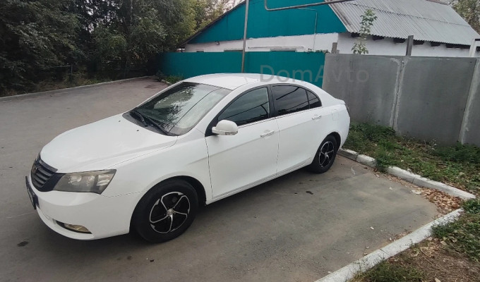 Geely Emgrand EC7 2013 года