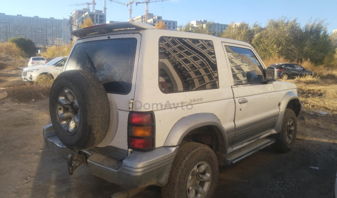 Mitsubishi Pajero 1995 года