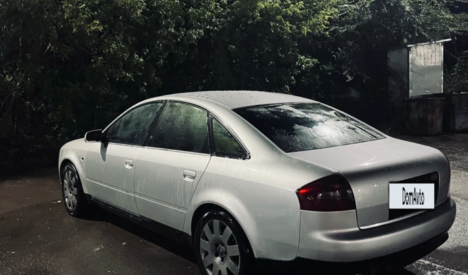 Audi A6 2002 года