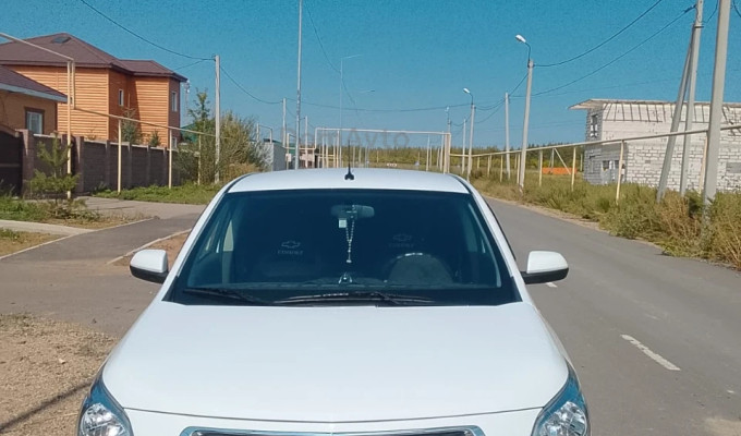 Chevrolet Cobalt 2025 года