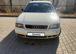 Audi A4 1995 года