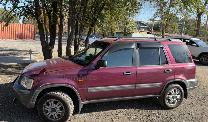Honda CR-V 1996 года