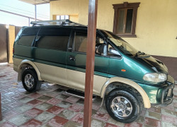 Mitsubishi Delica 1996 года