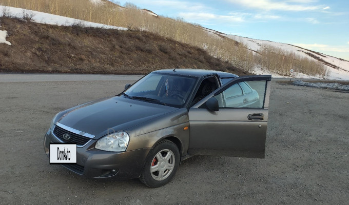 ВАЗ (Lada) Priora 2015 года