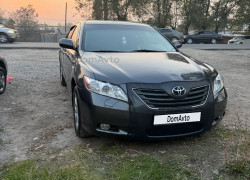 Toyota Camry 2006 года