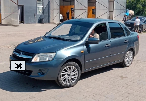 ВАЗ (Lada) Granta 2015 года