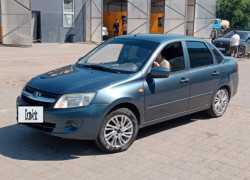 ВАЗ (Lada) Granta 2015 года