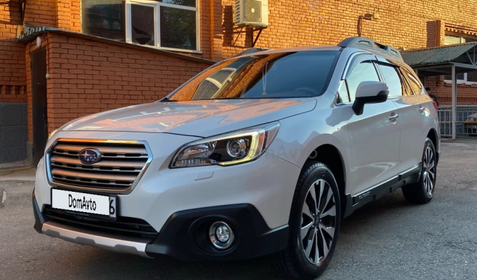 Subaru Outback 2015 года