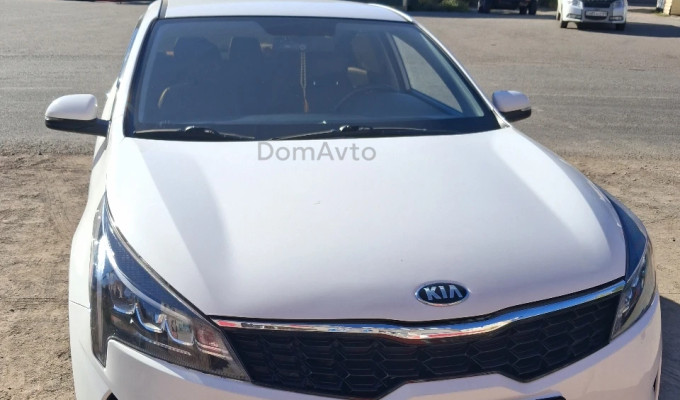 Kia Rio 2021 года