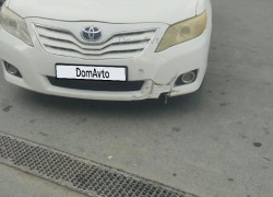 Toyota Camry 2011 года