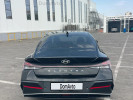 Hyundai Elantra 2024 года