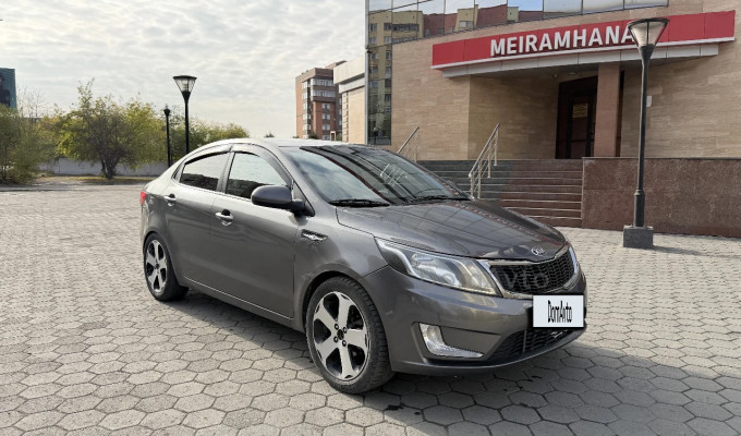 Kia Rio 2014 года