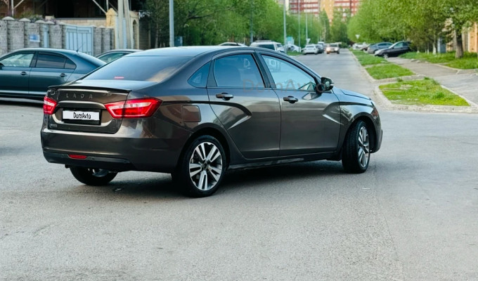 ВАЗ (Lada) Vesta 2019 года