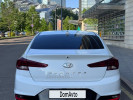 Hyundai Elantra 2020 года