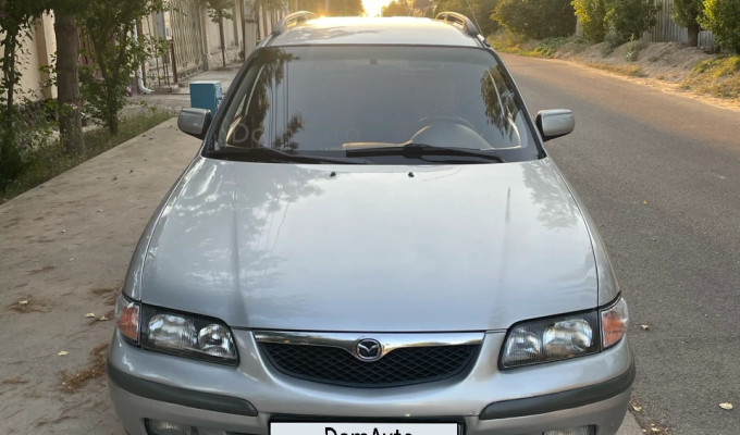 Mazda 626 1999 года