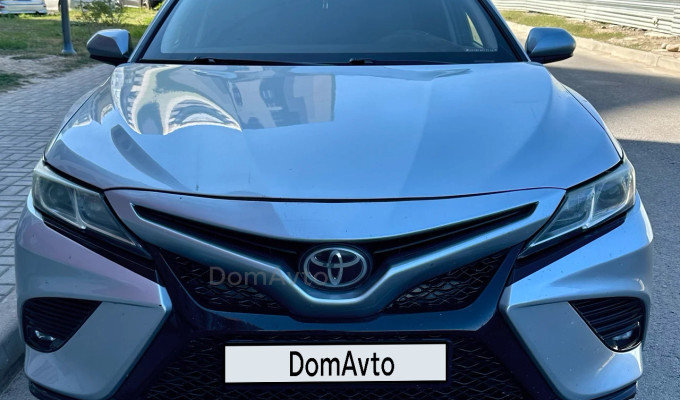 Toyota Camry 2017 года