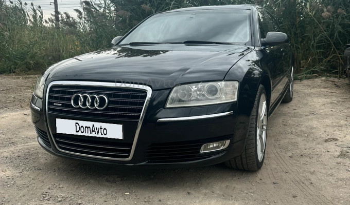 Audi A8 2004 года