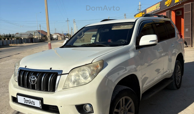 Toyota Land Cruiser Prado 2010 года