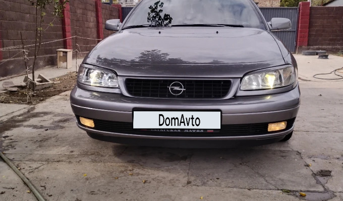 Opel Omega 1999 года