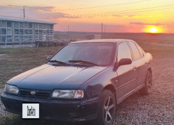 Nissan Primera 1995 года