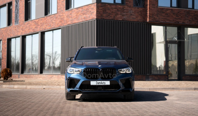 BMW X5 2019 года