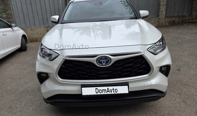 Toyota Highlander 2025 года