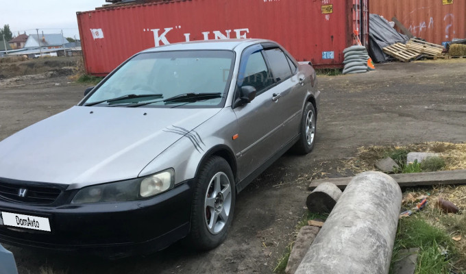 Honda Accord 1999 года