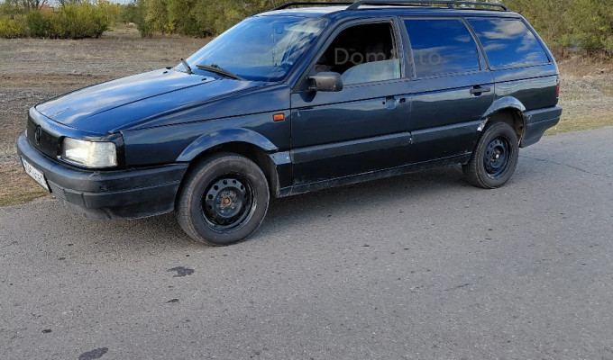 Volkswagen Passat 1993 года