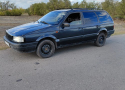 Volkswagen Passat 1993 года