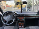 Mercedes-Benz E-Класс 1993 года