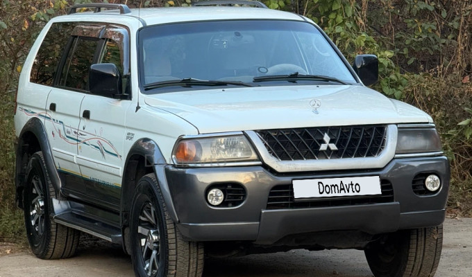 Mitsubishi Montero Sport 2001 года