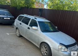 ВАЗ (Lada) Priora 2013 года