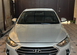 Hyundai Elantra 2017 года
