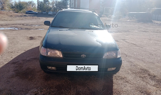 Toyota Carina E 1993 года