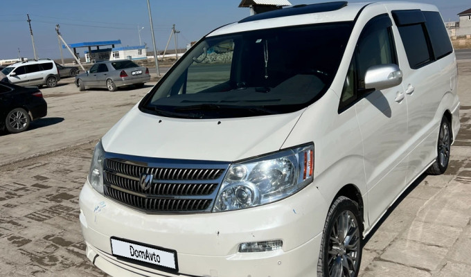 Toyota Alphard 2004 года