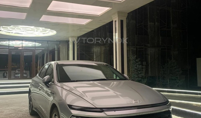 Hyundai Sonata 2024 года